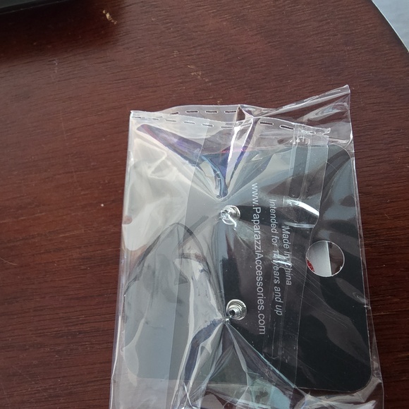 Sparkly Sweethearts Red Post Earrings Heart - Picture 5 of 5